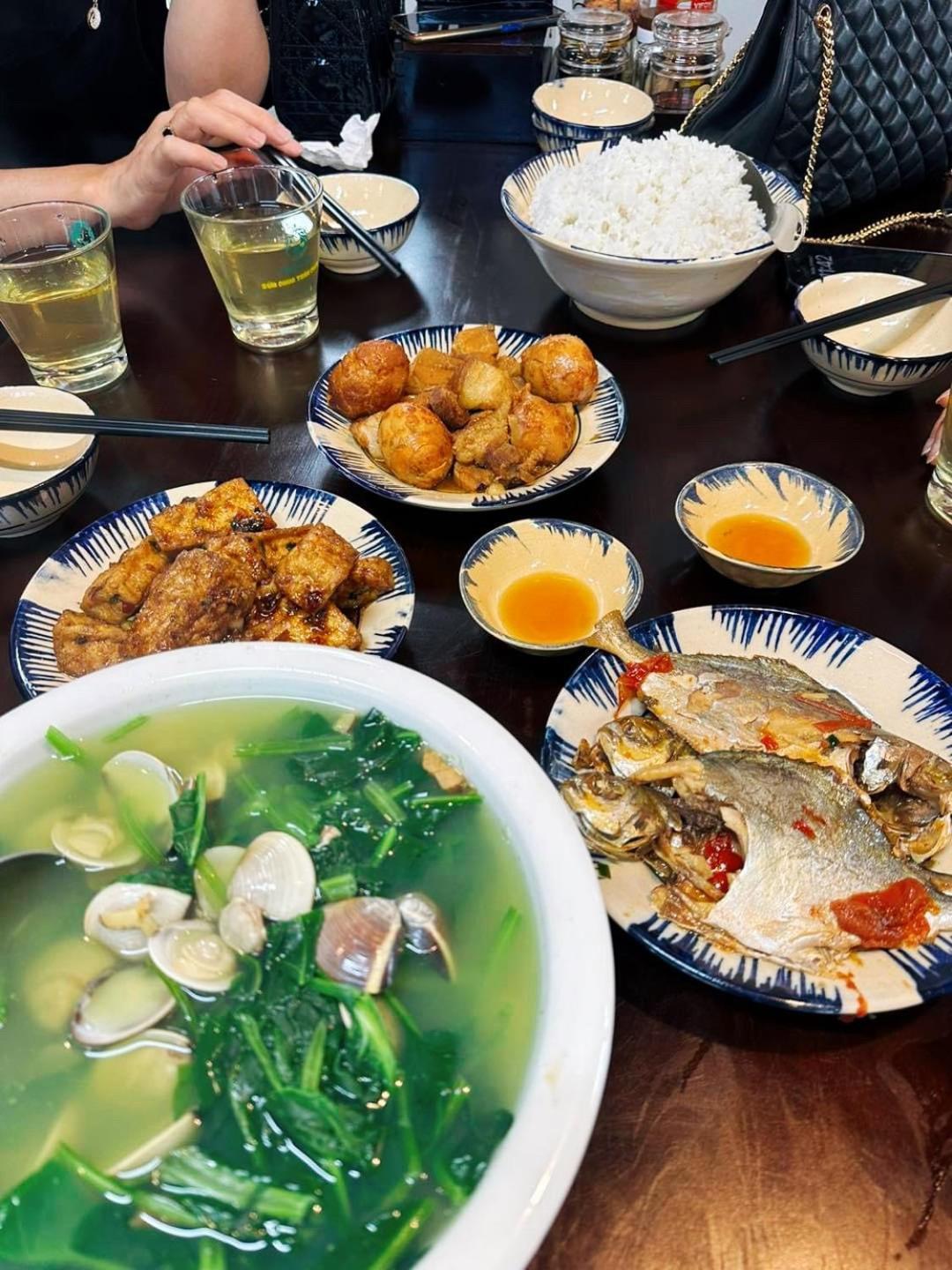 Mai An Homestays Mong Cai Extérieur photo